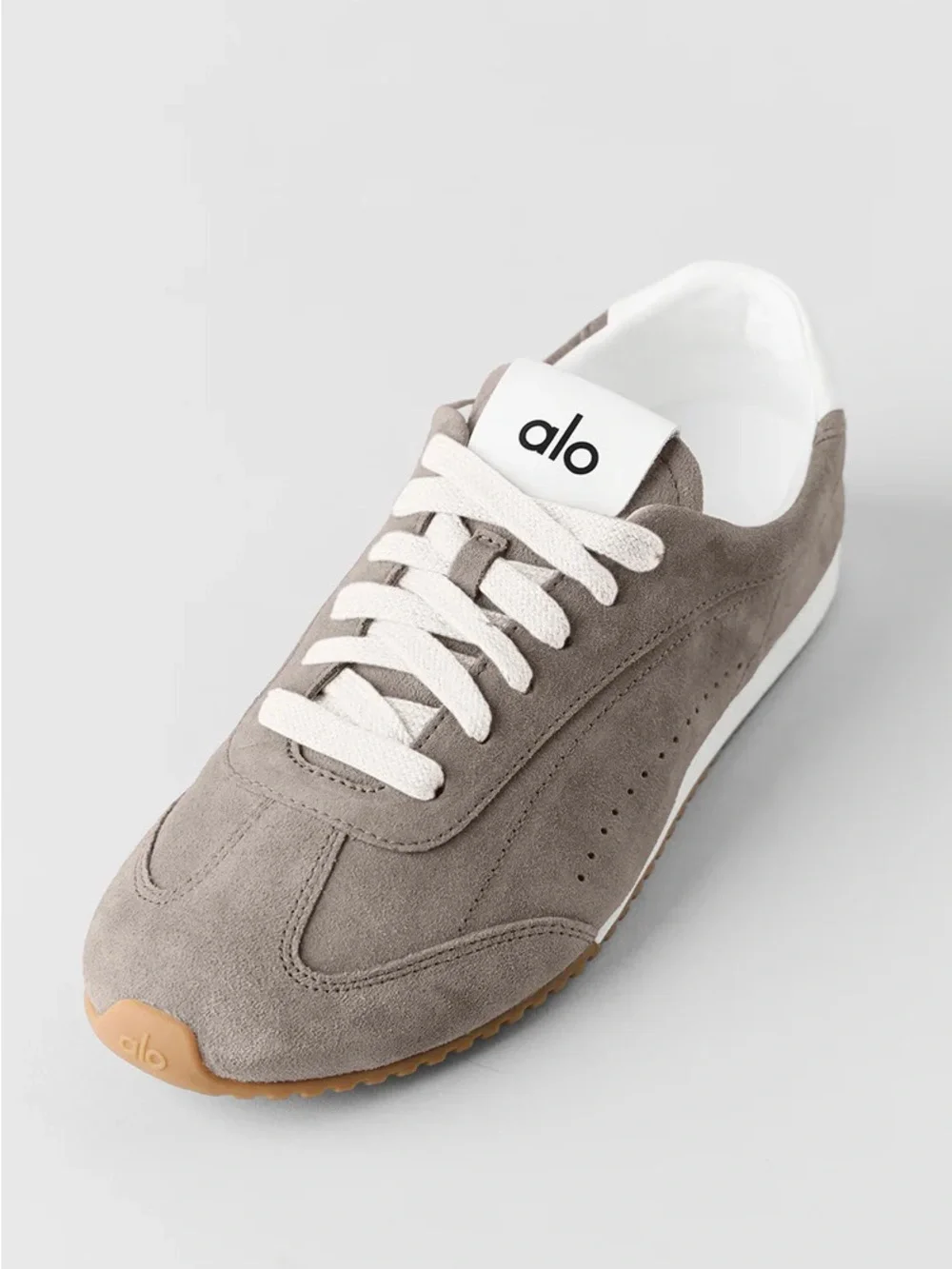 ALO YOGA | ✨NEW✨ ALO Sunset Sneaker in Alpine Cocoa